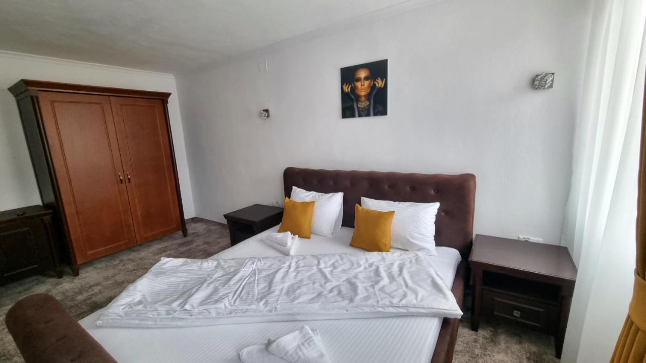 Vila Bun Băile Felix Εξωτερικό φωτογραφία